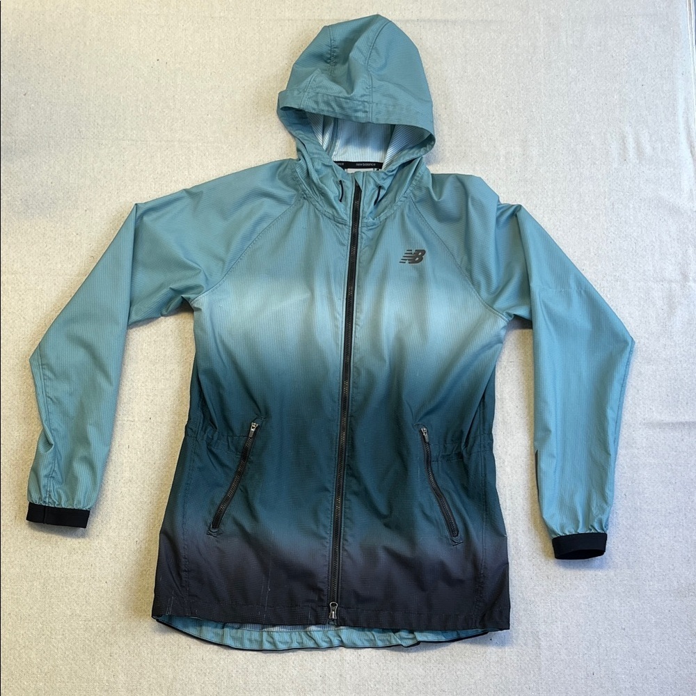 New Balance Women's Teal to Black Ombre Hooded Windbreaker Jacket